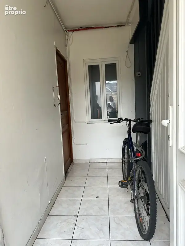 Henin beaumont-immeuble de rapport- 4 studios + 1 local commercial - photo 6