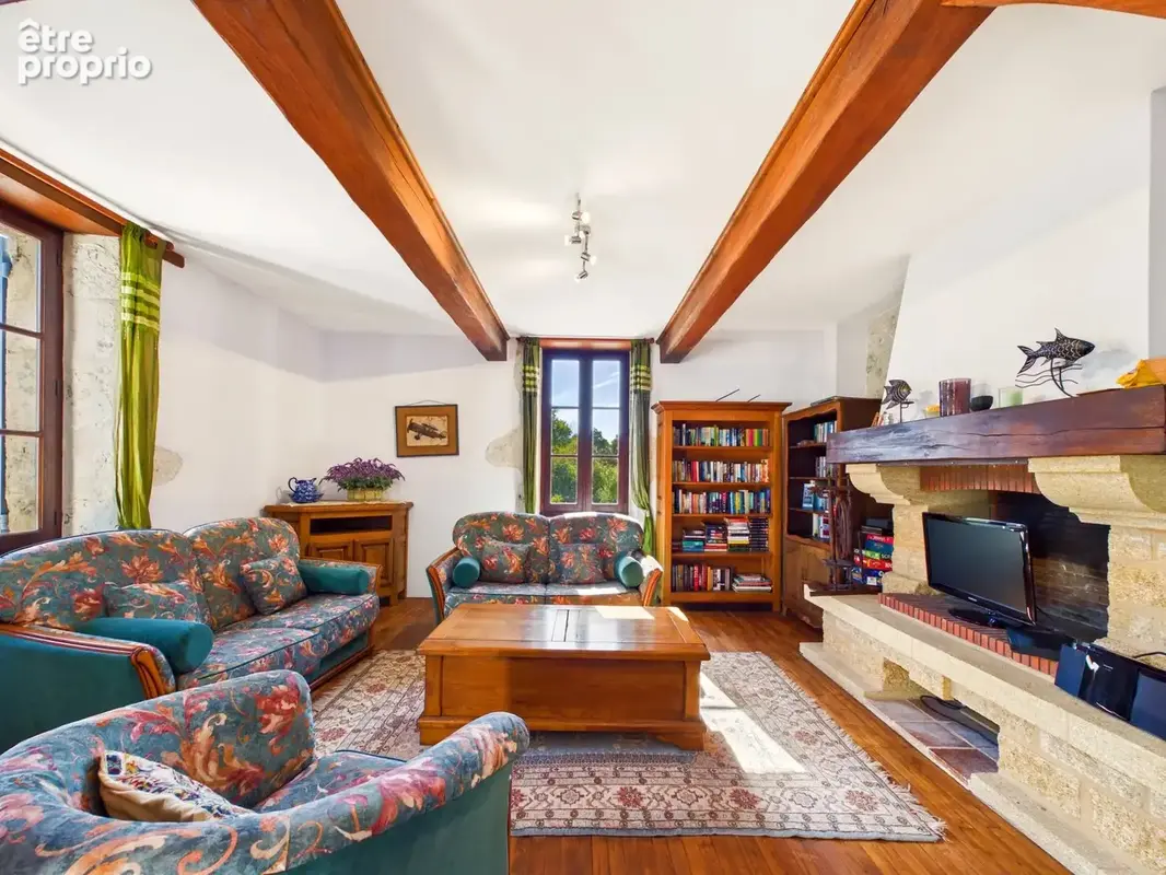 Maison de Maître avec piscine et vue panoramique sur la campagne - photo 6