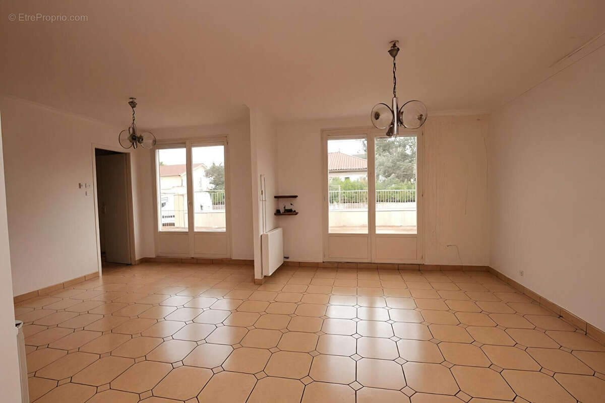 Maison à MIONS