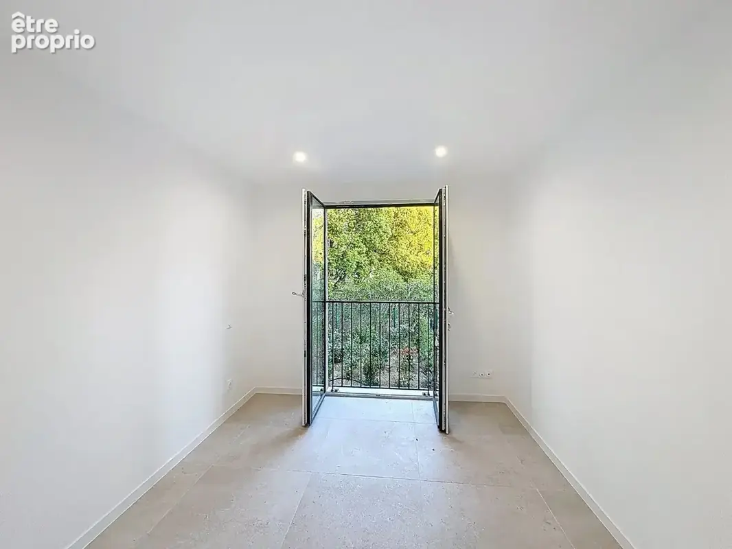 Appartement T4 rneuf avec terrasse - photo 7