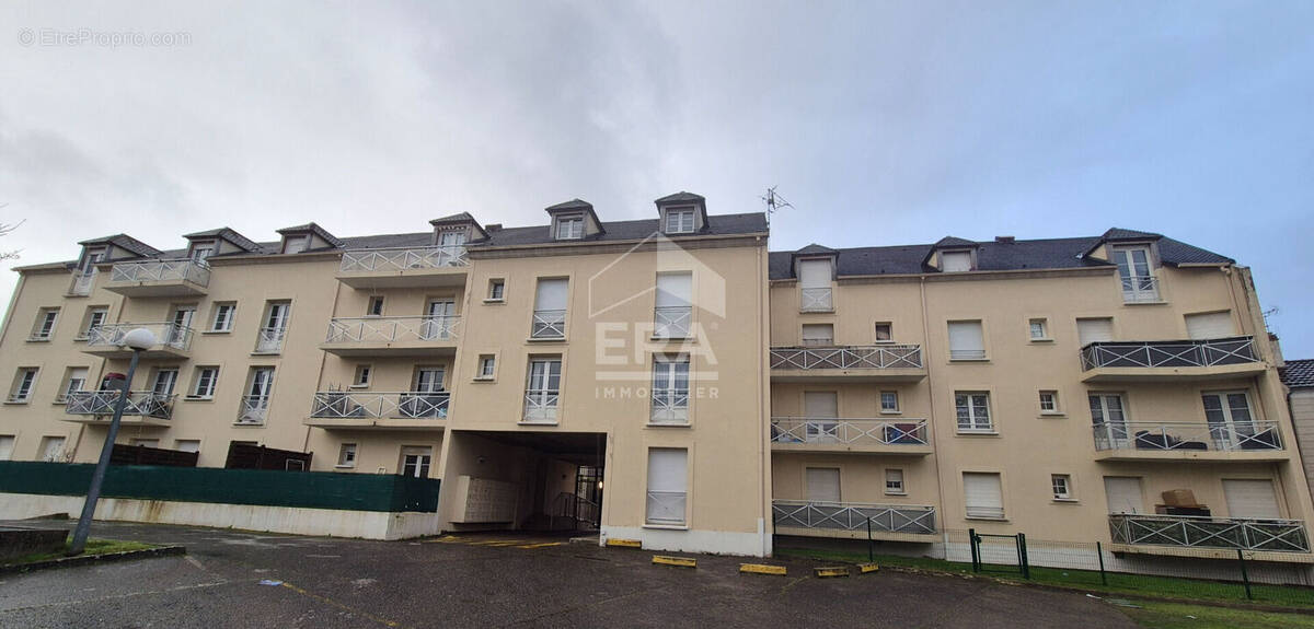 Appartement à BRIE-COMTE-ROBERT