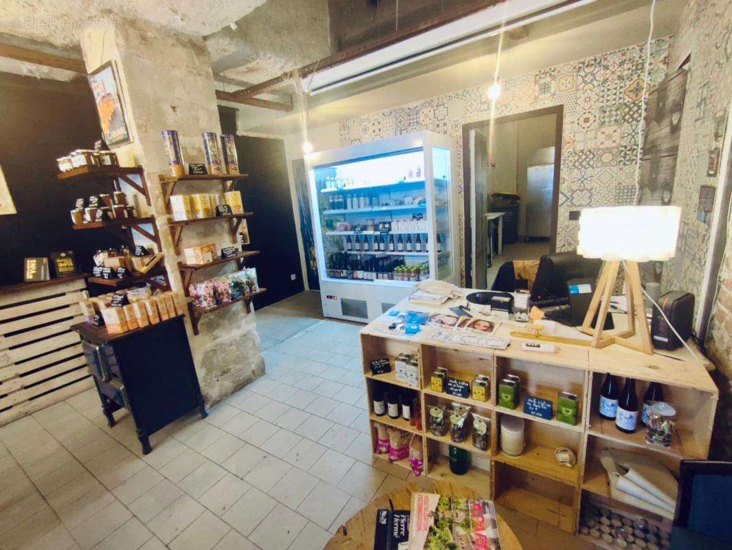 Commerce à PARIS-10E