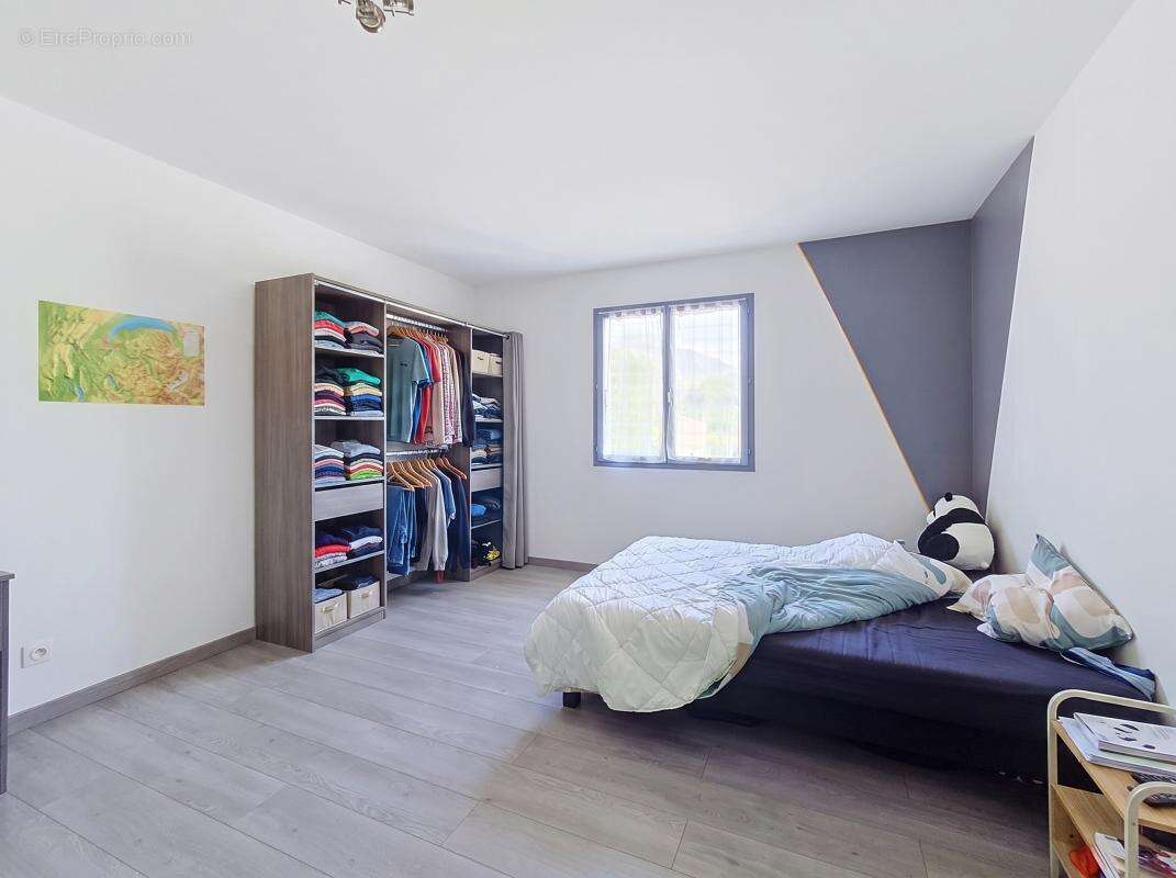 Maison 210 m² à Arenthon  - photo 6