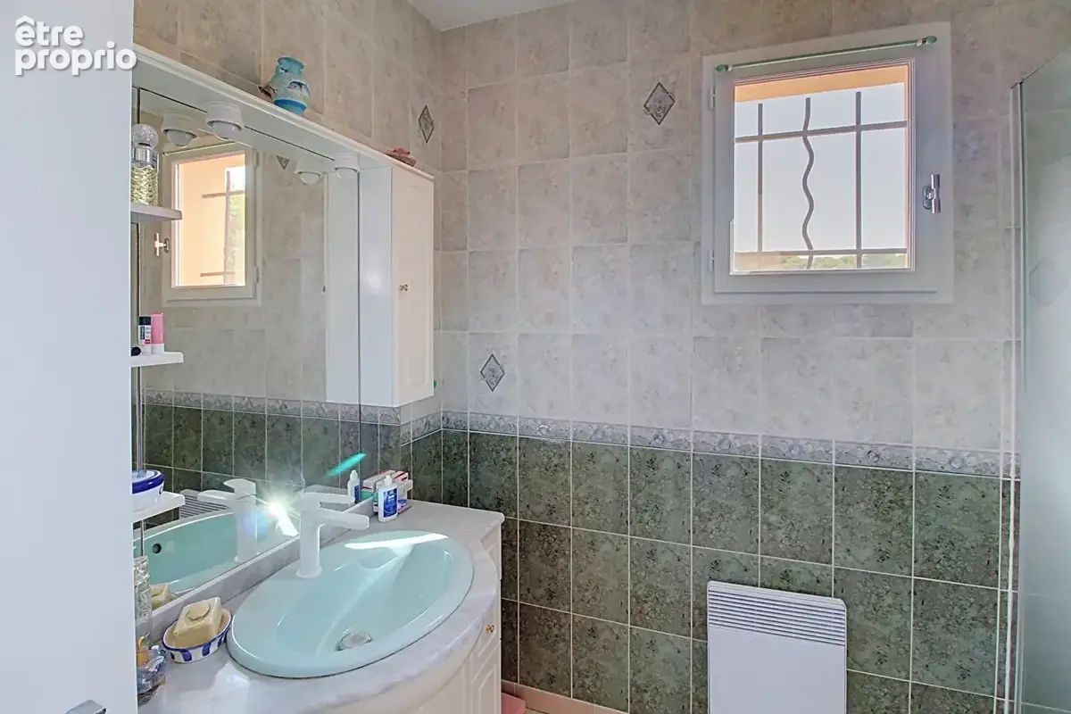 A vendre draguignan - maison de plain-pied avec garage + terrasse sur 500m² de terrain - photo 8