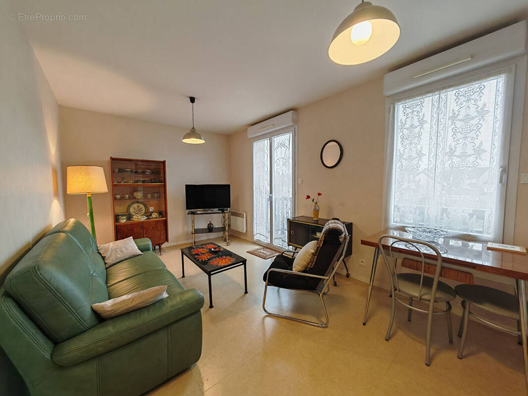 Appartement à SAINT-AVE