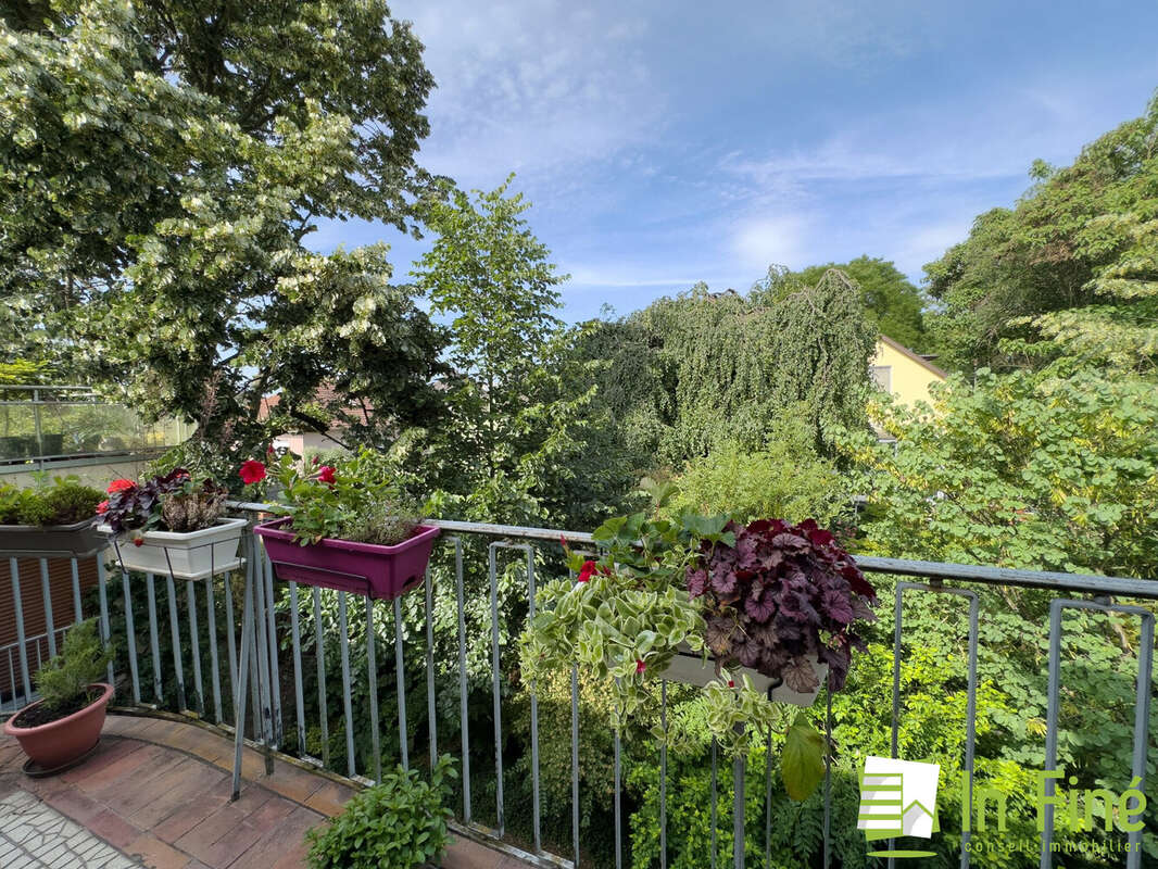 Appartement 5 pièces 136 m² à vendre à Ostwald (67540) - photo 3