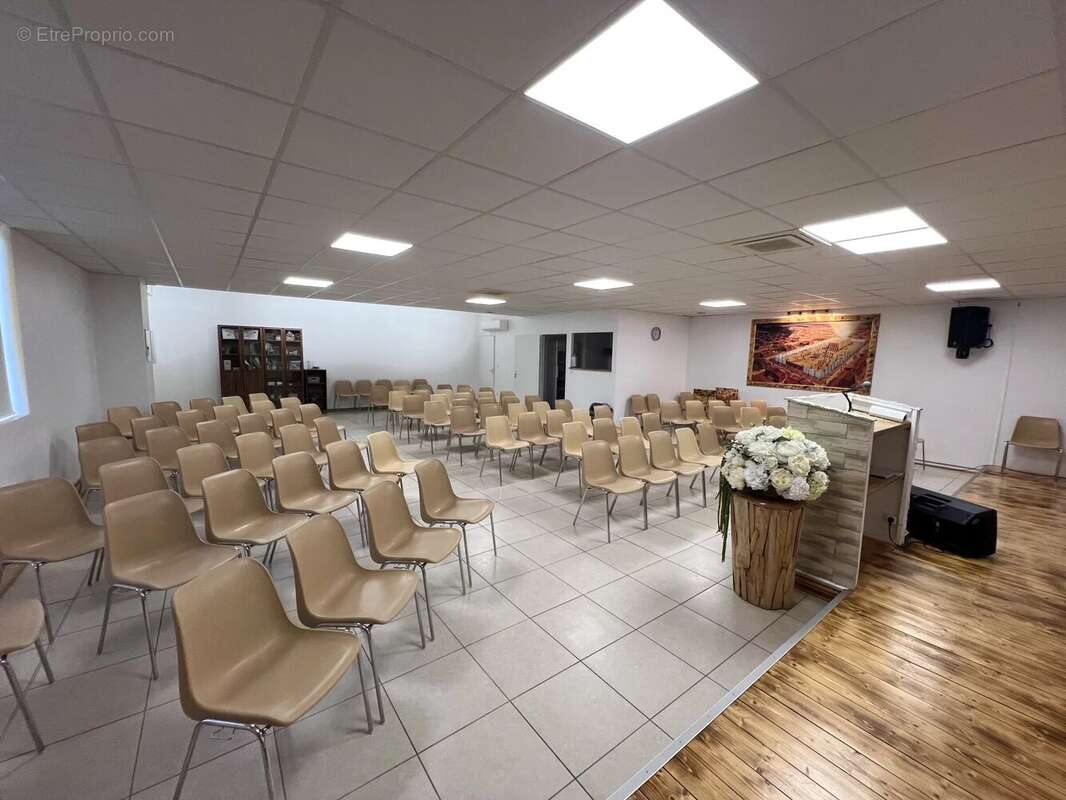 Commerce à MANOSQUE