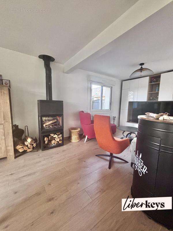Noyal Muzillac Maison 6 pièces - 118m² - photo 2