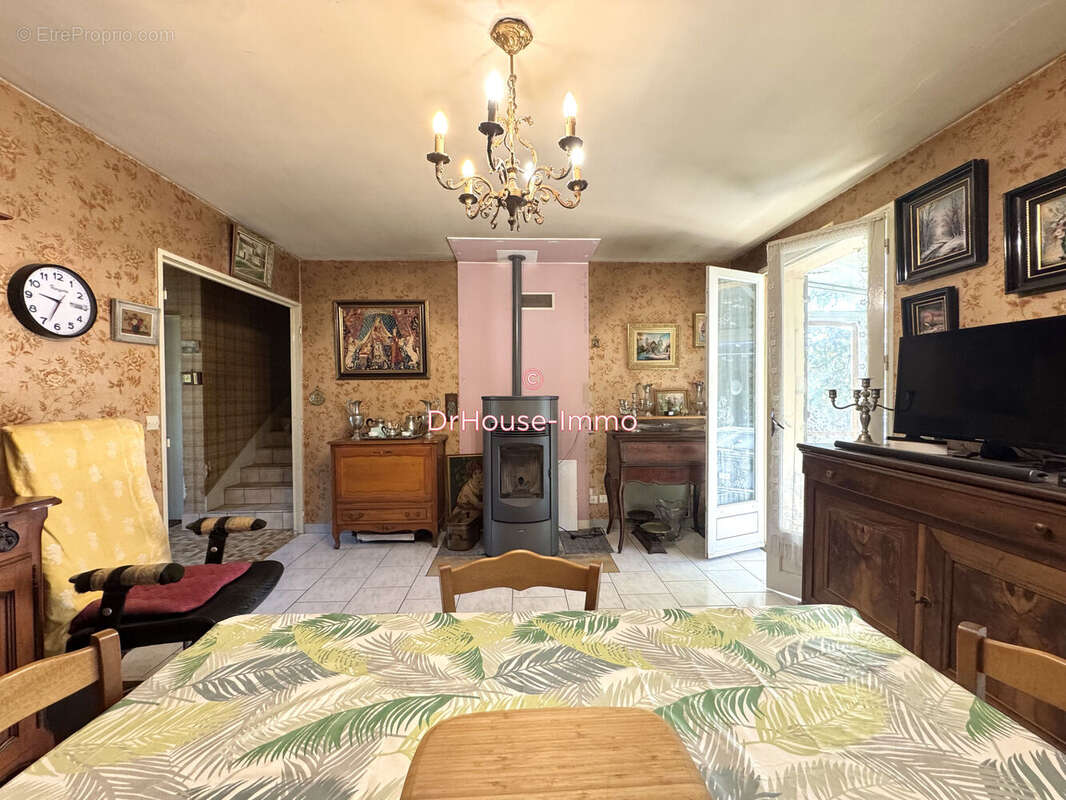 Maison à VIVONNE