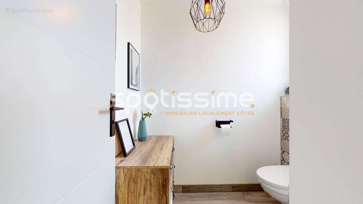 AGDE  Villa T5 de 2019 avec jardin, garage et prestations actuelles - photo 23