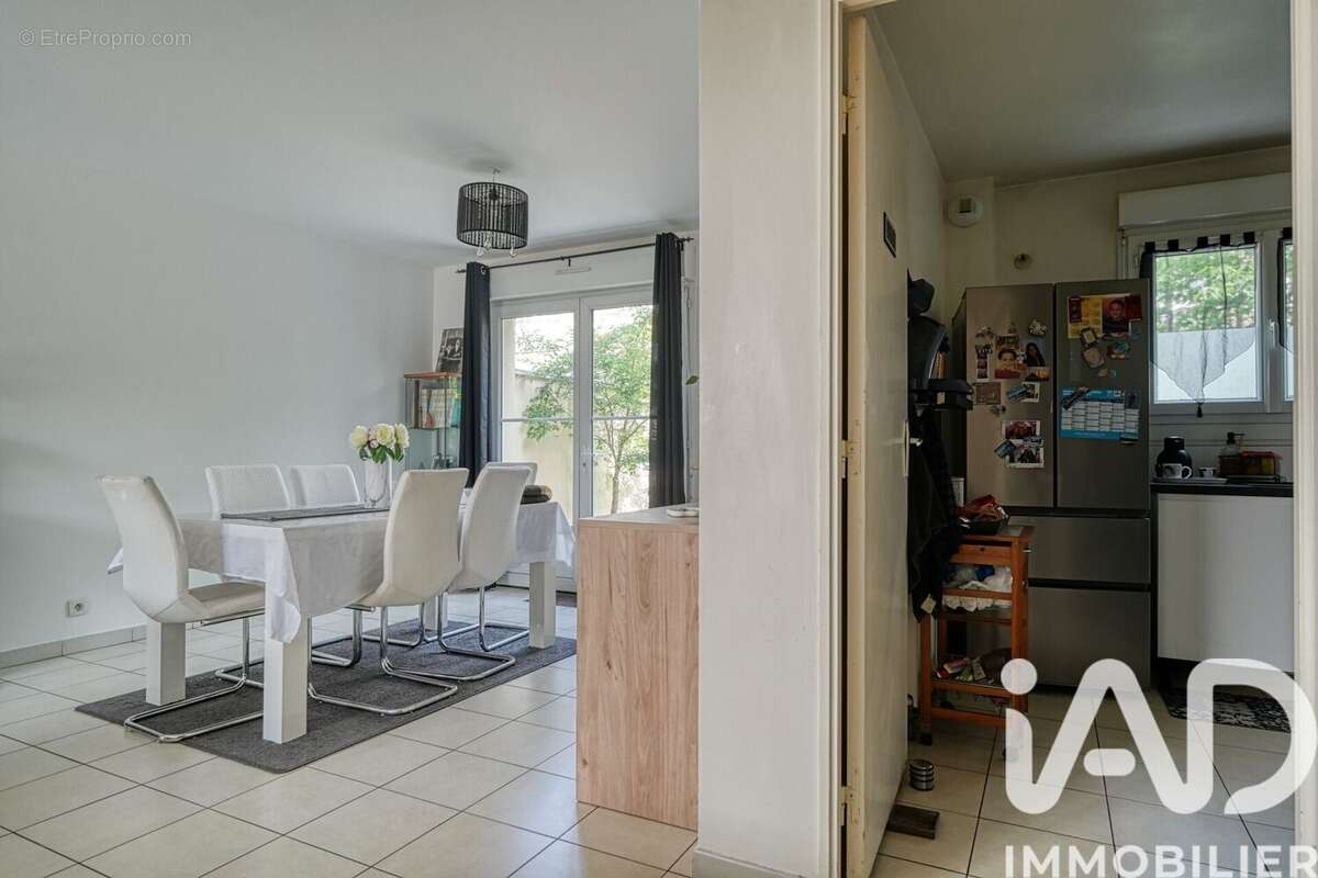 Photo 9 - Maison à GENNEVILLIERS