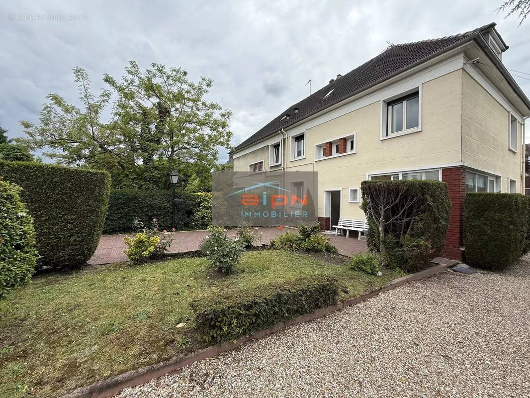 Maison à SOTTEVILLE-LES-ROUEN
