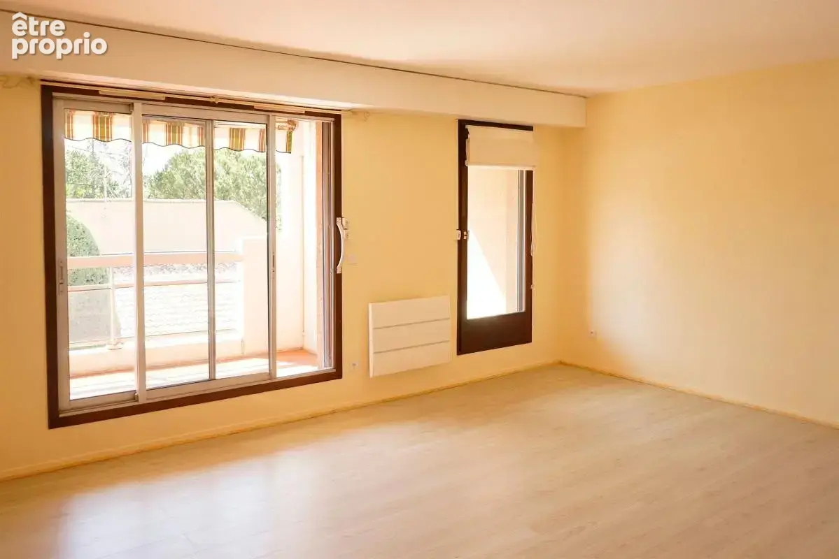 Appartement À Vendre T2 Terrasse/cave/Résidence de services - photo 4