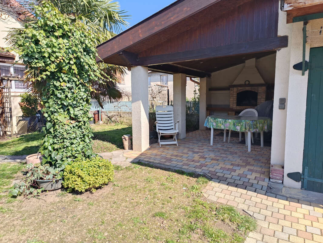 Maison à LE PEAGE-DE-ROUSSILLON