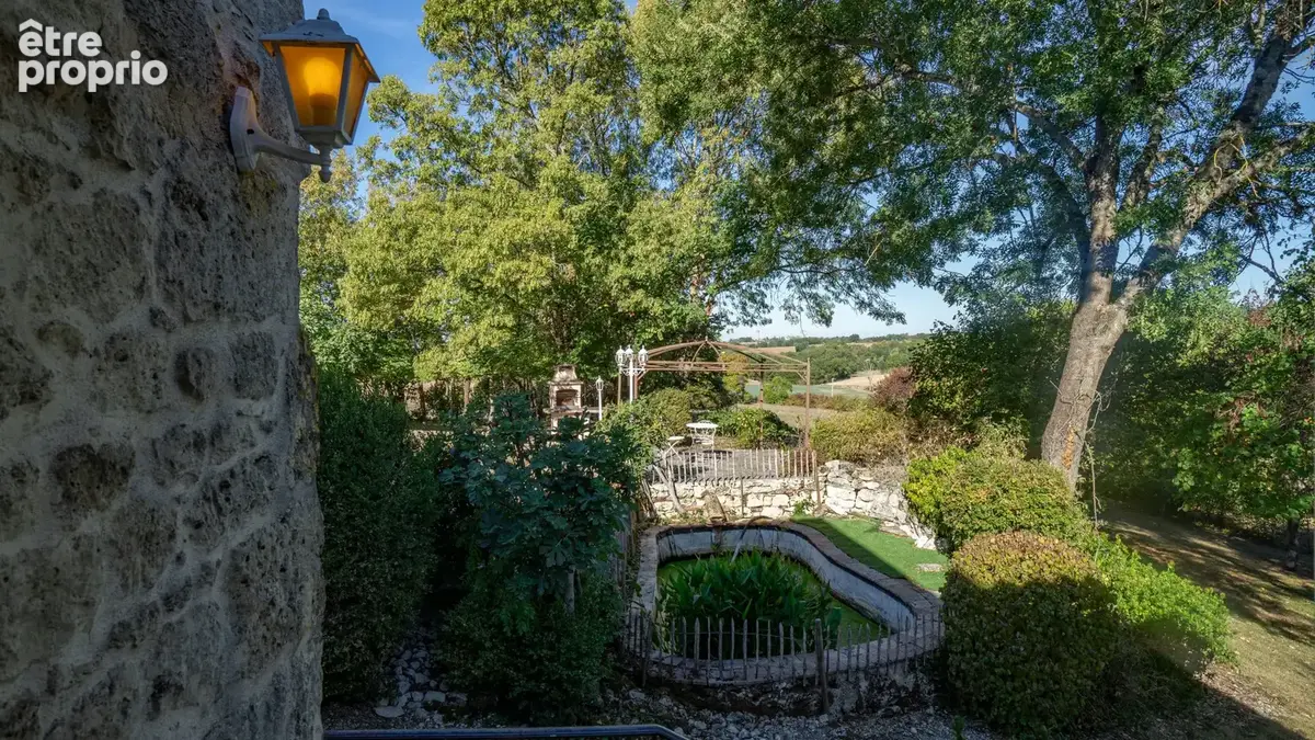 Belle propriété quercynoise avec 2 grandes maisons, piscine et 1 ha terrain - photo 22