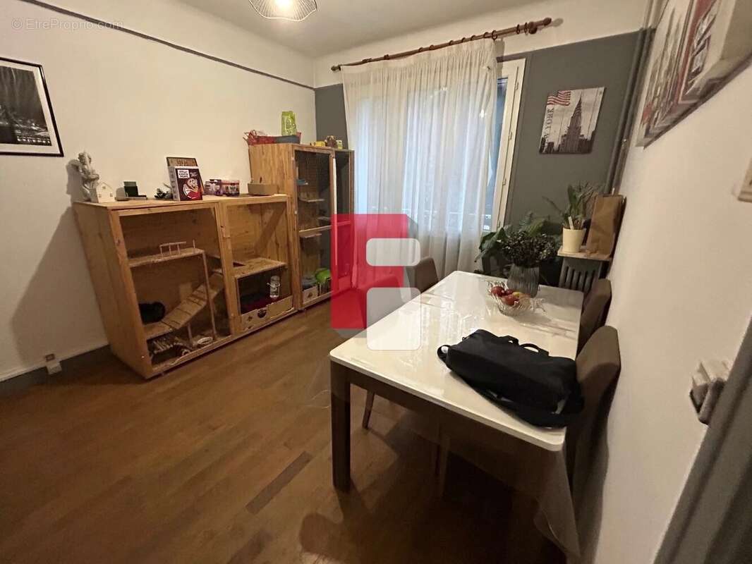 Maison à VENDEUVRE-SUR-BARSE