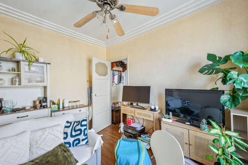 Appartement à CLICHY