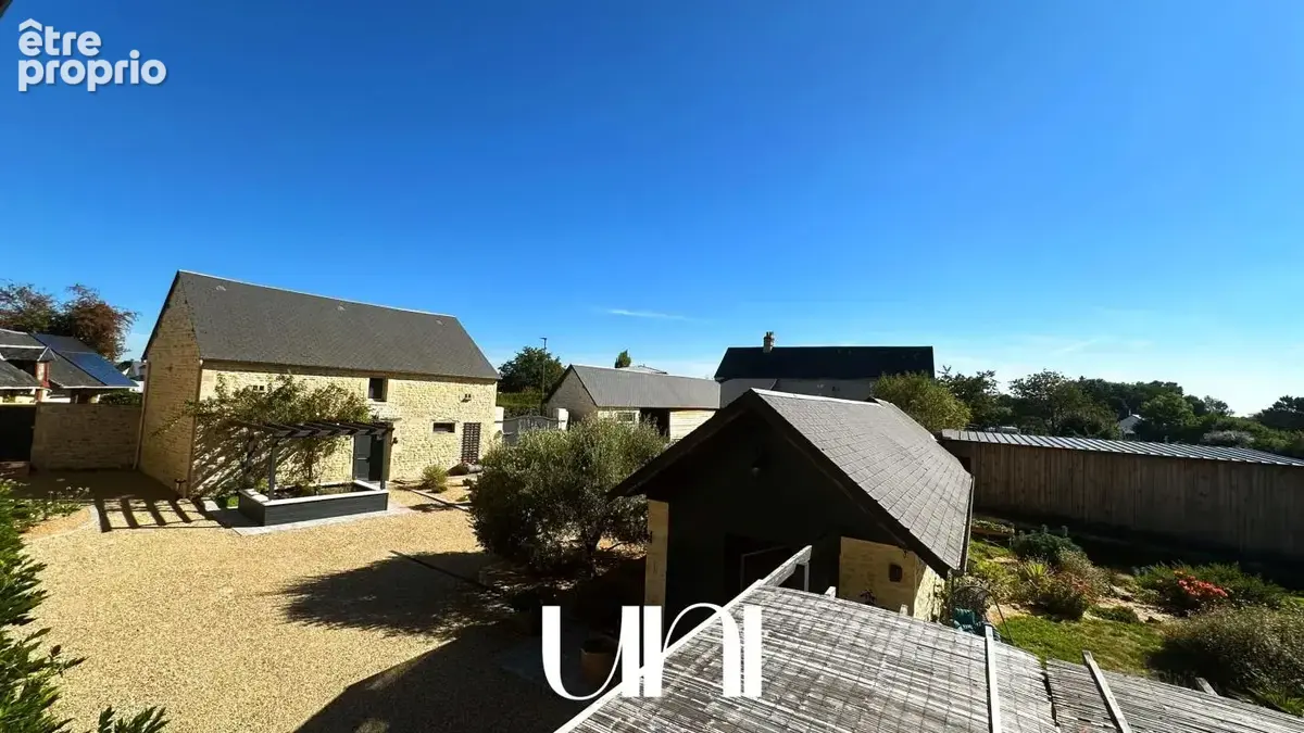 Corps de ferme 10 pièces de 339m² avec dépendances - Nonant - photo 22