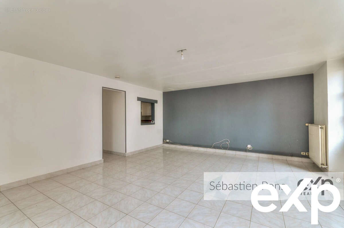 Appartement à CHAVENAY