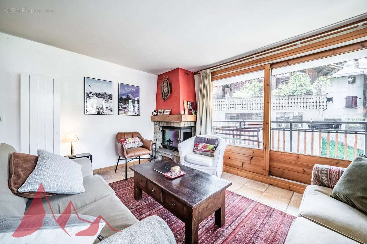 MORZINE – Superbe appartement duplex de 3 chambres  Emplacement exceptionnel au cœur du village  Exposition plein sud  Excellent - photo 5