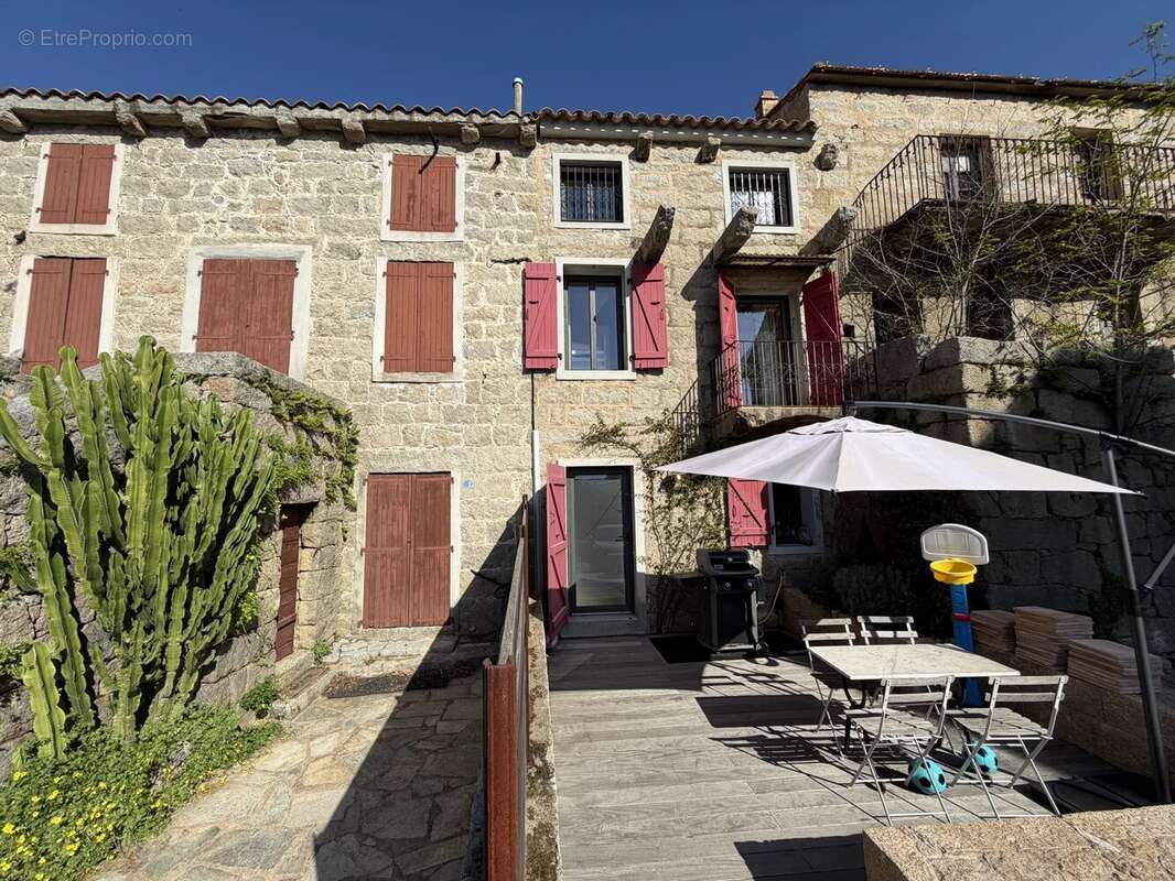 Appartement à SOTTA