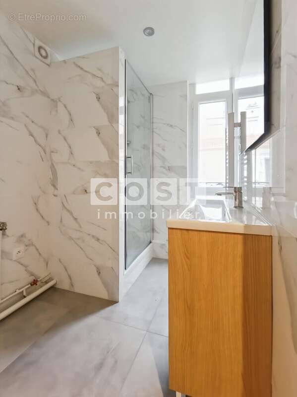 Appartement à BOIS-COLOMBES