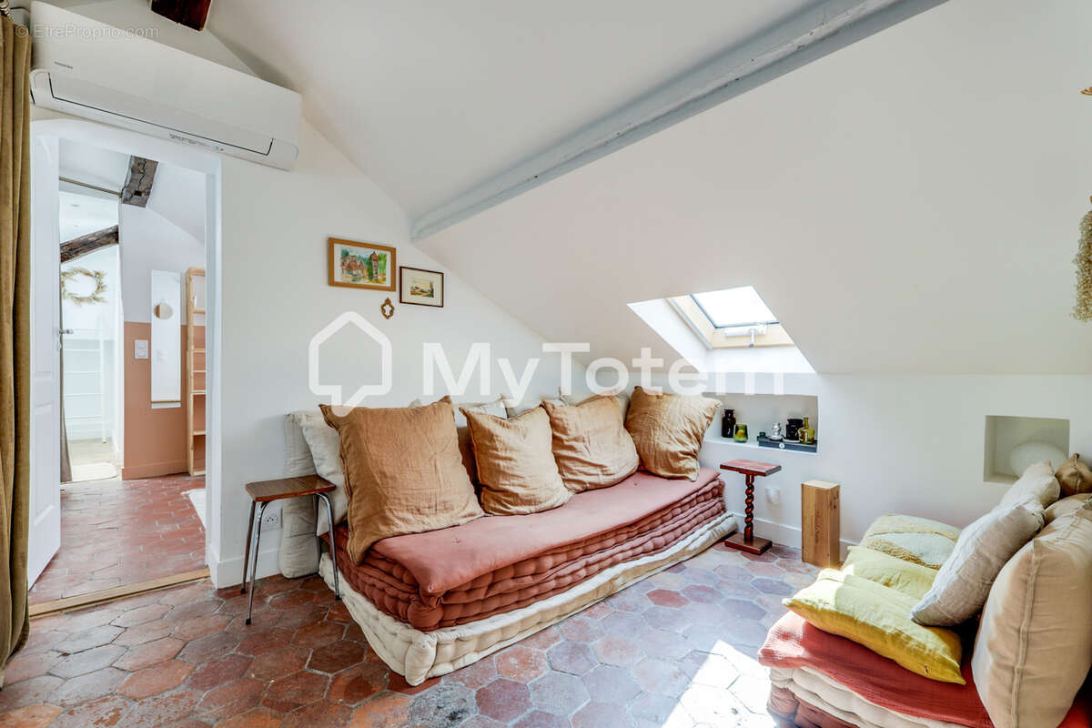 Appartement à PARIS-11E