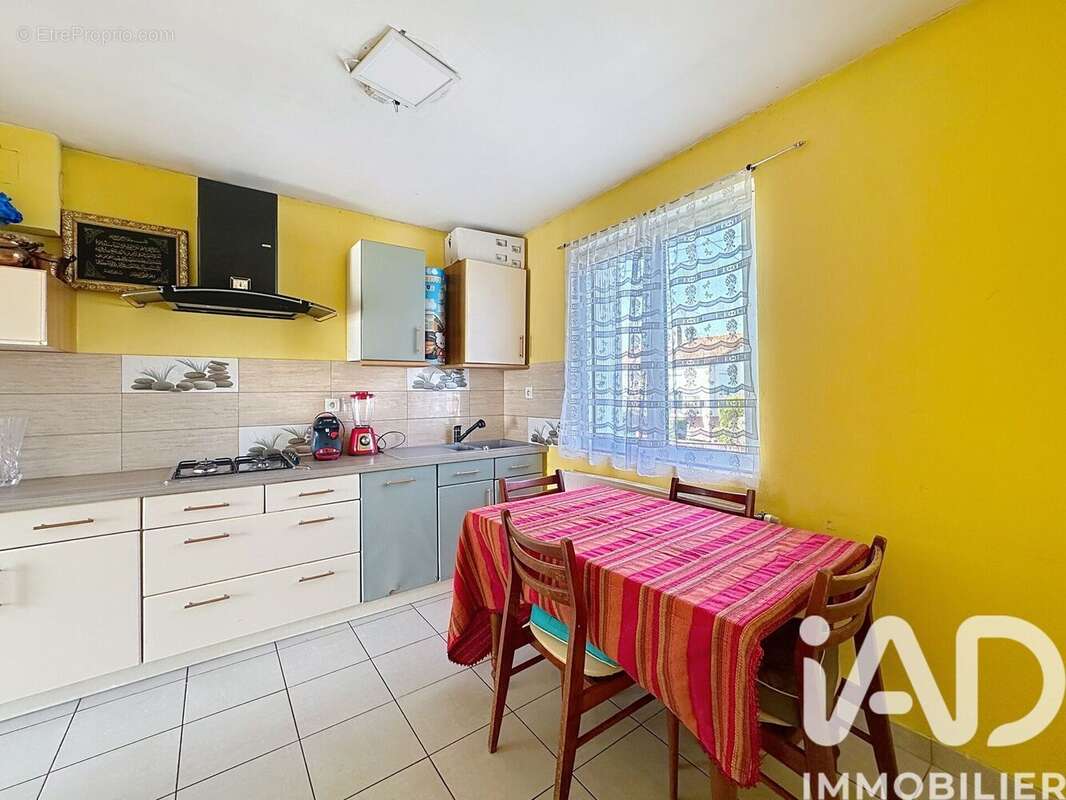 Photo 2 - Maison à THOUARS