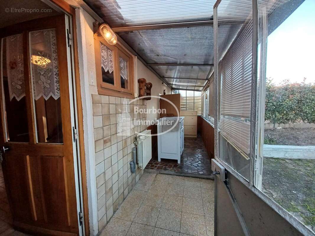 n°6 - Maison à BOURBON-LANCY