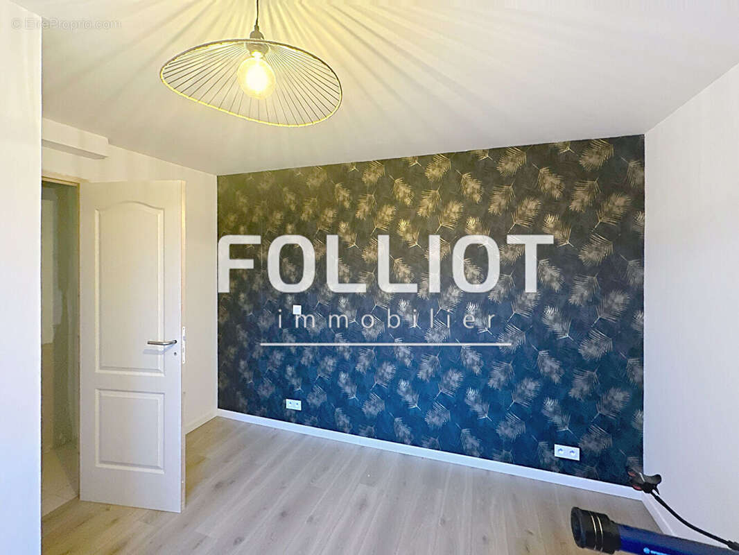 Maison à SAINT-PAIR-SUR-MER