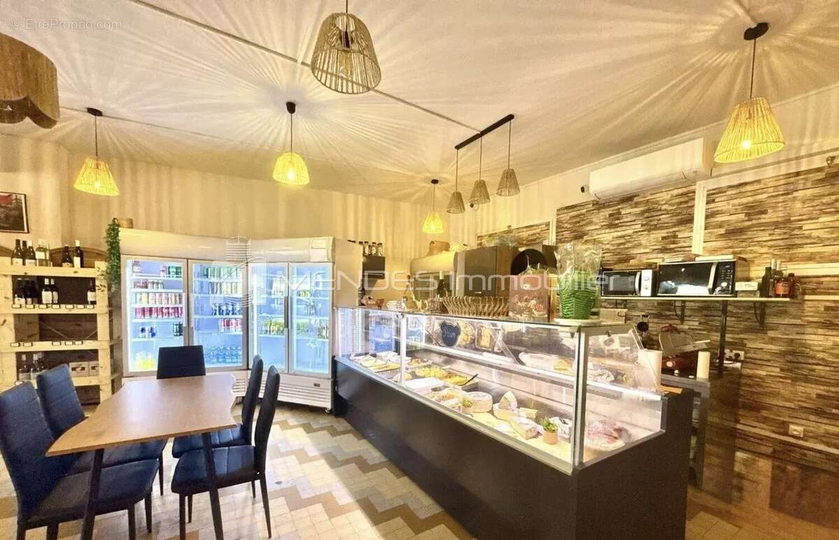 Commerce à ROQUEBRUNE-CAP-MARTIN