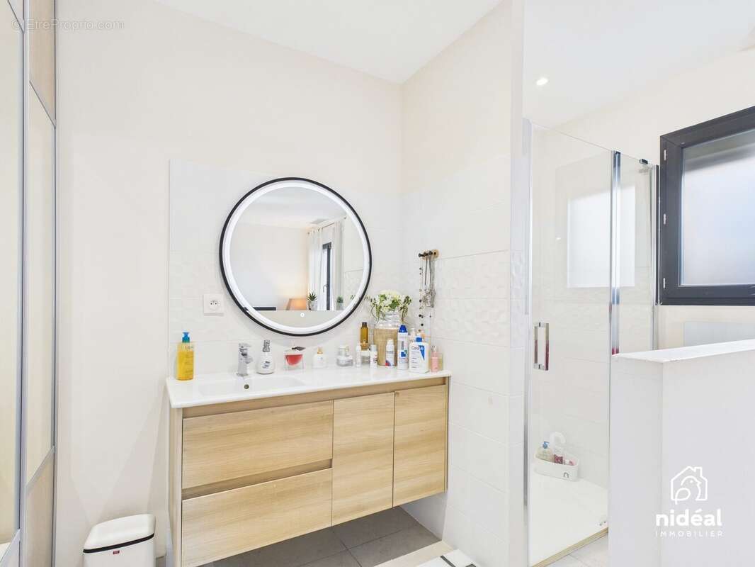 Maison à VILLETELLE