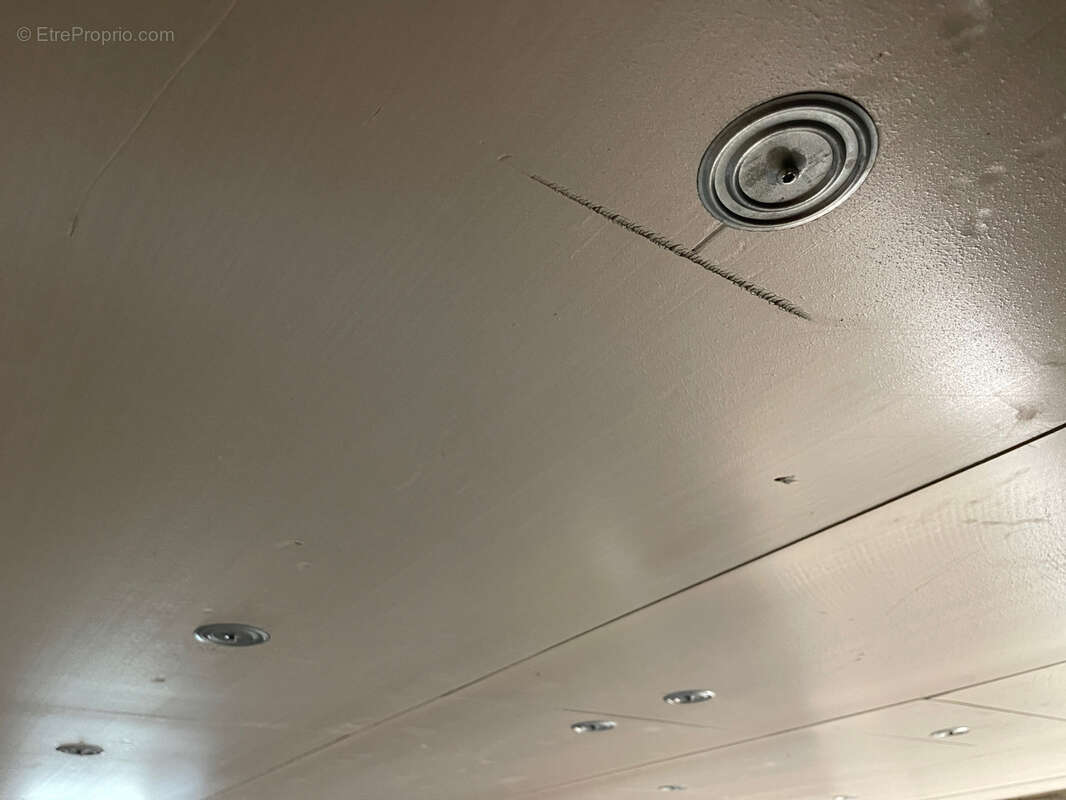 Maison à SAINT-MARCEL-EN-MARCILLAT