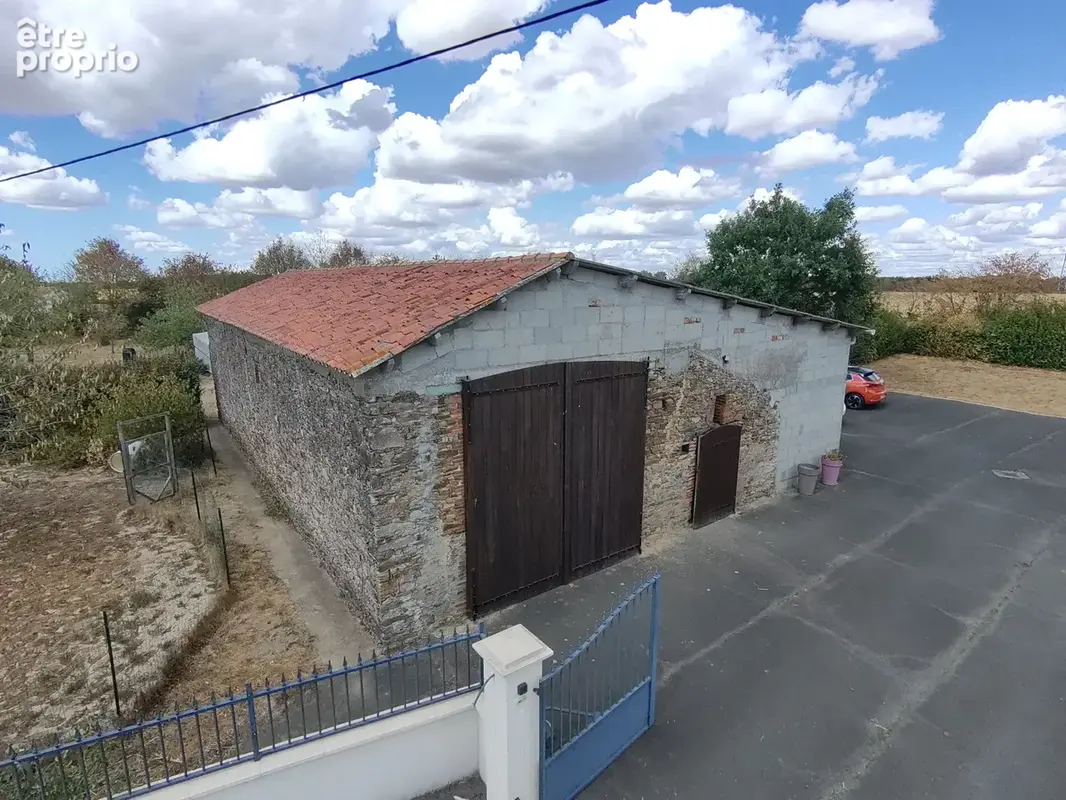 A saisir belle maison d'habitation proche des Essarts 85140 - photo 15