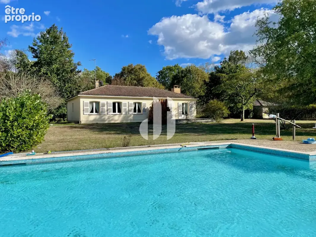 Gradignan domaine avec maison 154 m2 + dépendance + piscine + 2 terrains détachables - photo 2