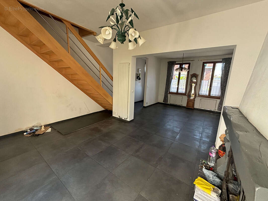 Maison  5 pièce(s) 135.98 m2 - photo 4