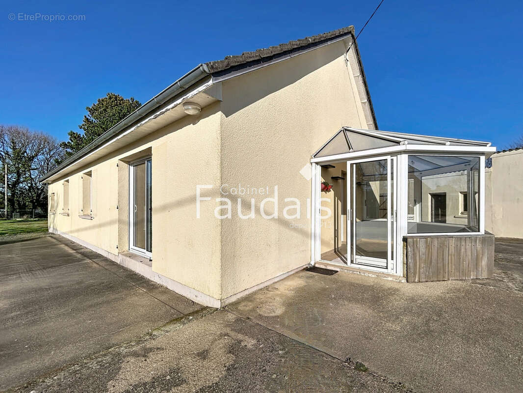 Maison à FIERVILLE-LES-MINES