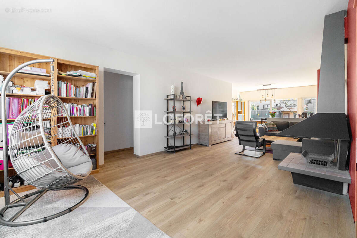 Maison à NANTERRE