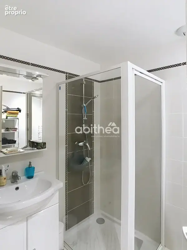 Maison rénovée à Roussines   À 5 minutes du golf de la Prèze - photo 6
