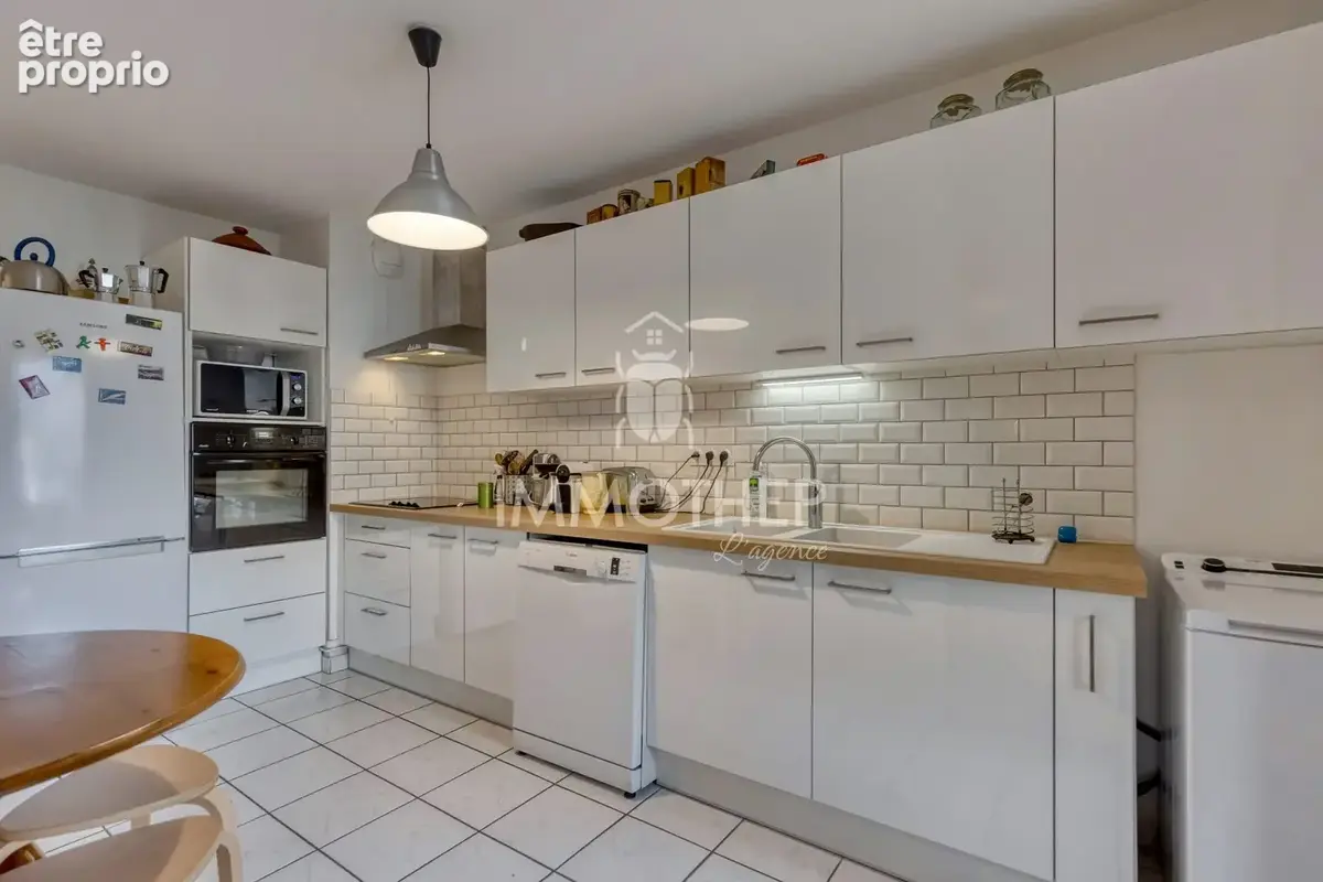 Appartement 93 m² à Grenoble  - photo 4