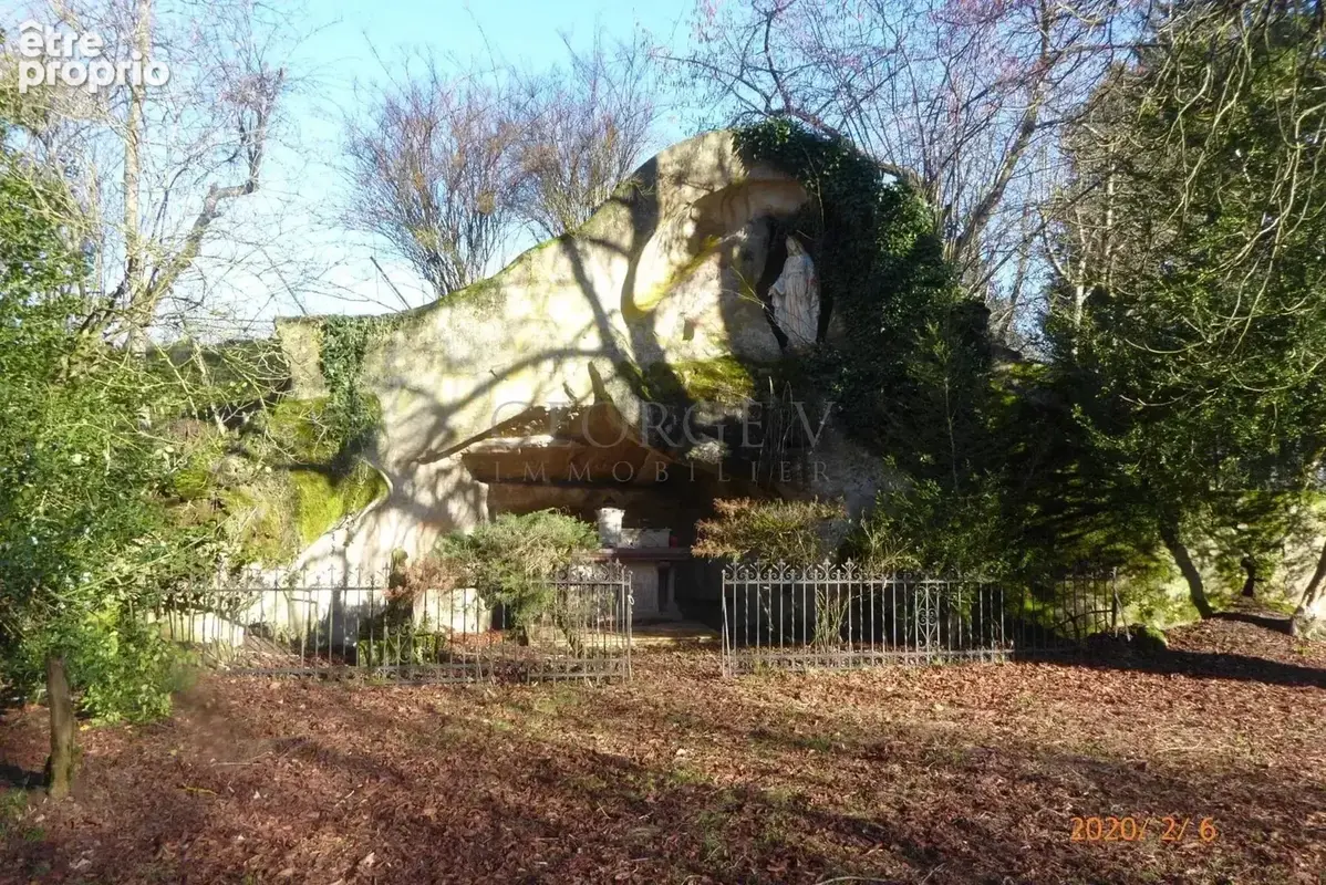 Chateau historique en nid d'aigle - photo 13