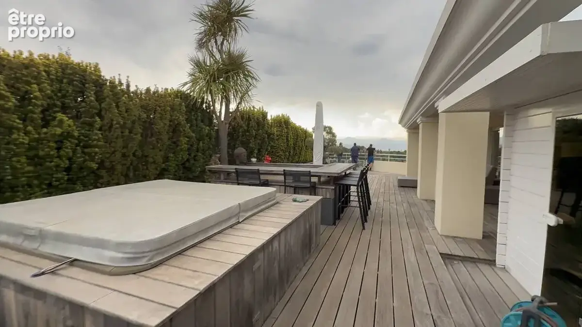 Appartement f5 avec terrasse de 140 M2  Vue mer Antibes ,Secteur Rabiac Estagnol - photo 11