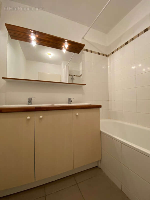 Appartement à LE TAILLAN-MEDOC