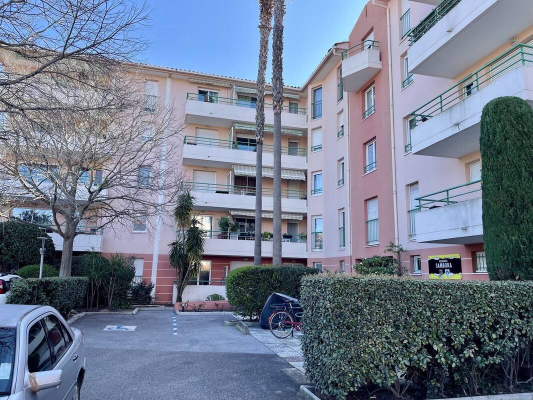 Photo 1 - Appartement à SAINT-RAPHAEL