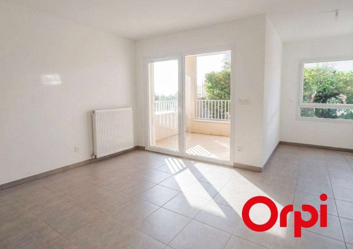 Appartement à LYON-8E