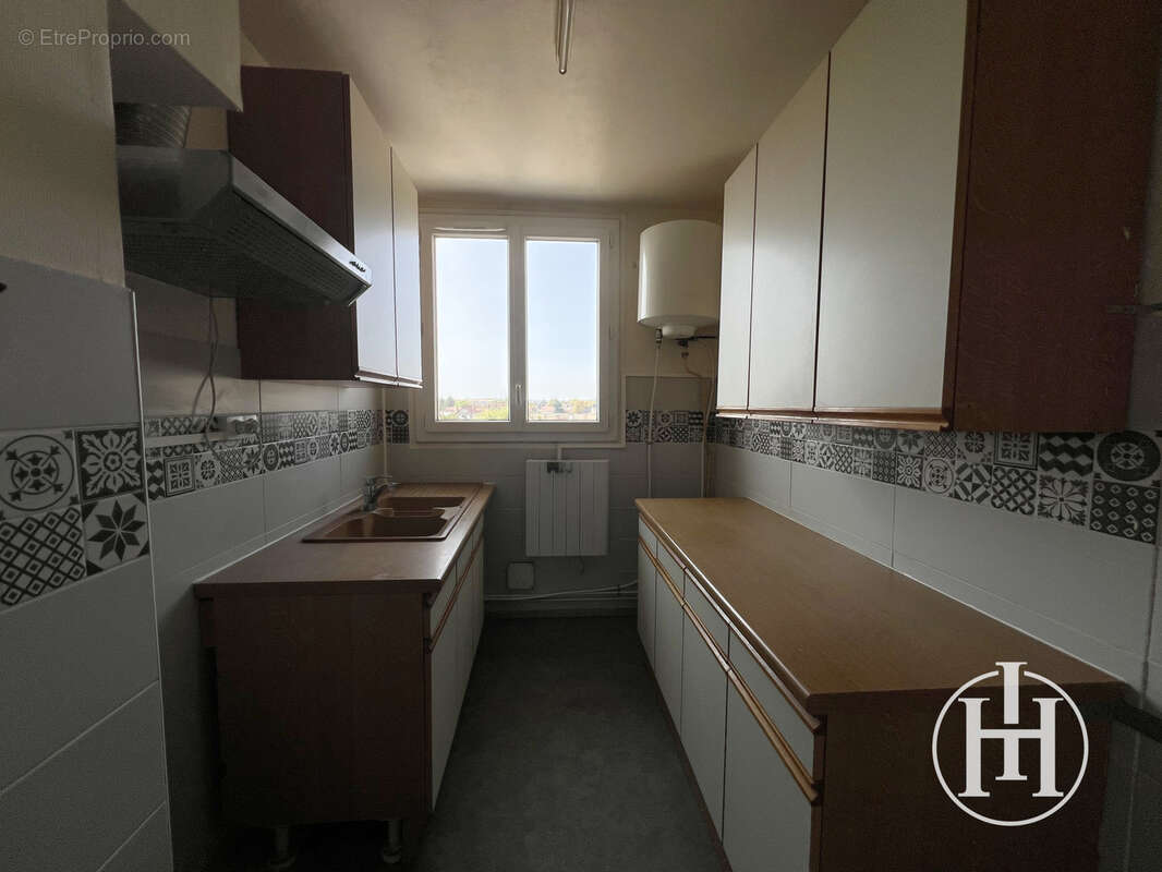 Appartement F3 - photo 3