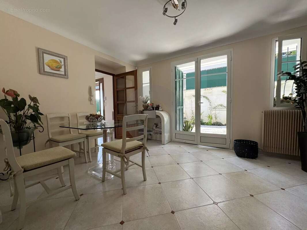 Maison à ROQUEBRUNE-CAP-MARTIN