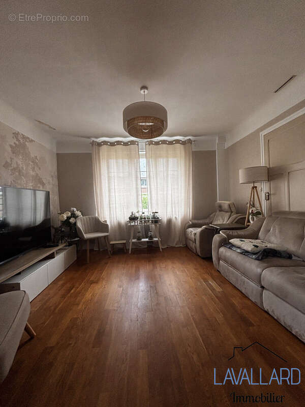 Maison 170 m² à Dury  - photo 2