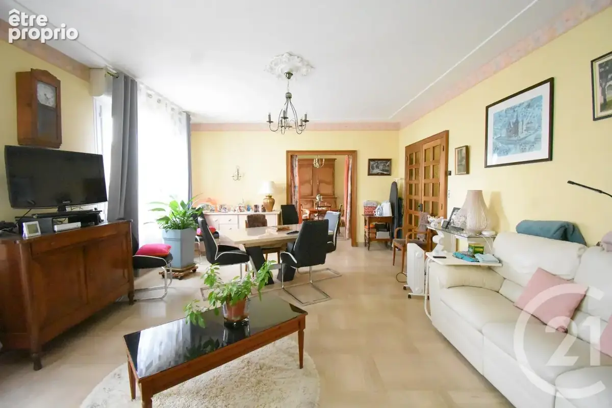 Maison 7 pièces 200 m² à vendre à Bellerive-Sur-Allier (03700) - photo 3
