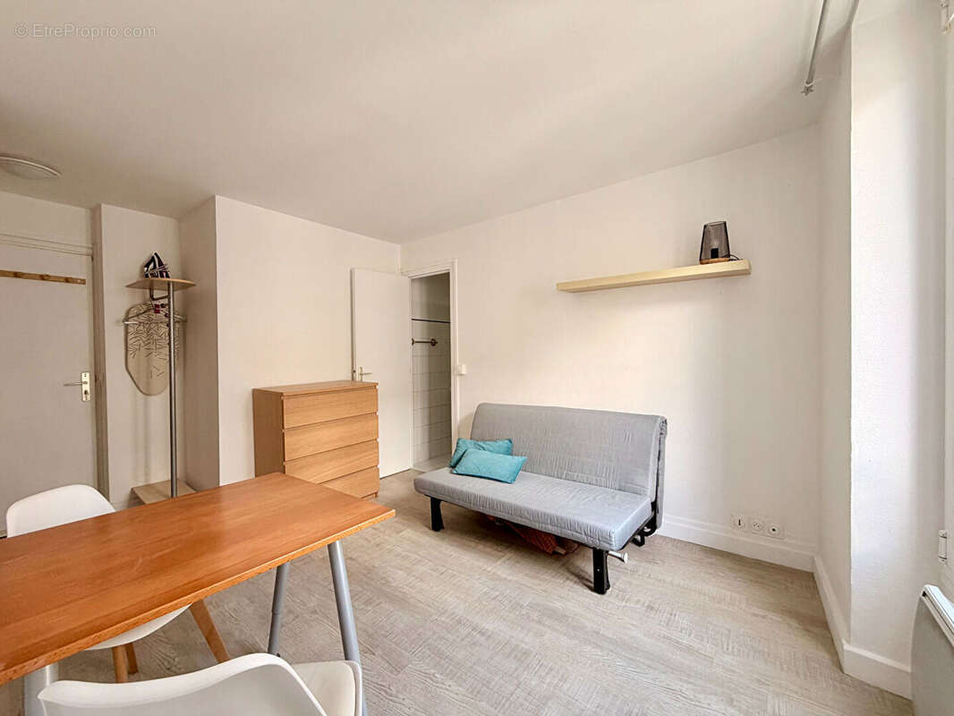 Appartement à PARIS-12E